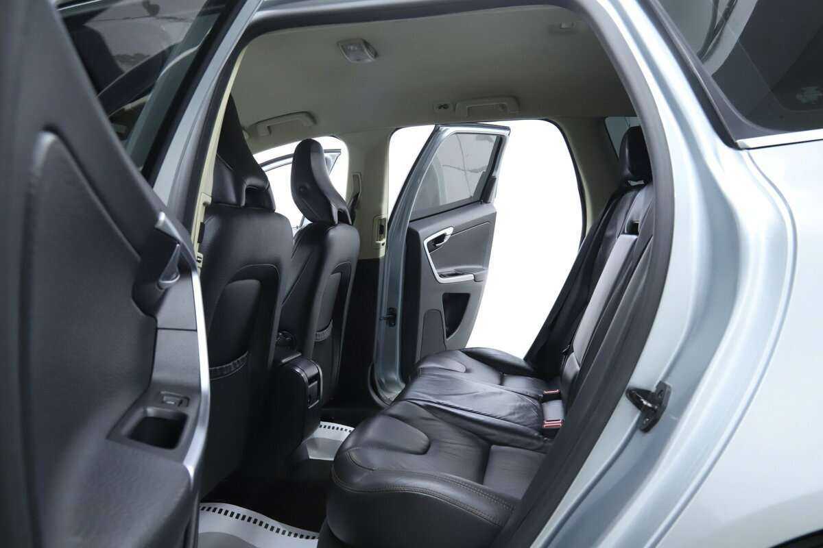 Volvo XC60, 2011 Фото №16