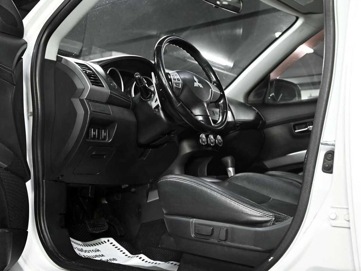 Mitsubishi Outlander, 2010 - 183 000 км. | Фото №5