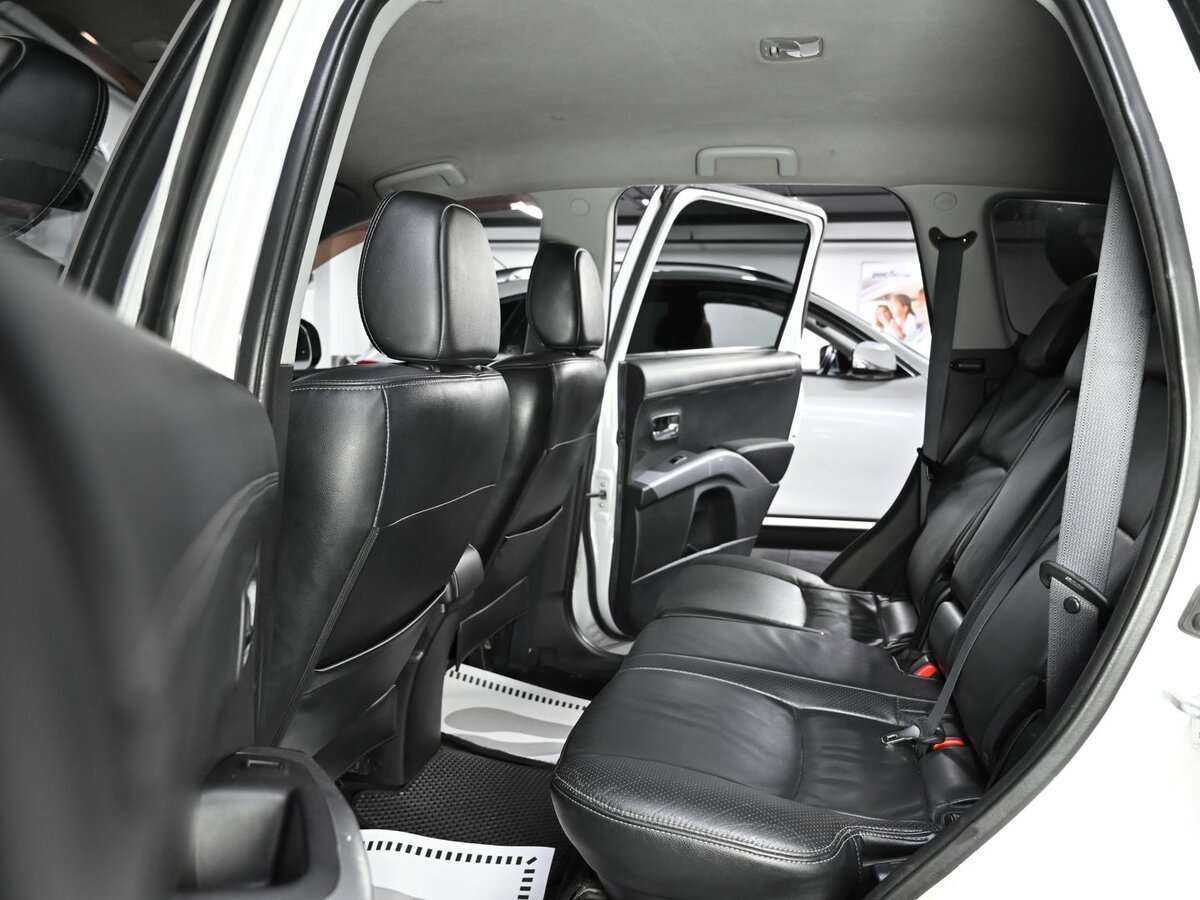 Mitsubishi Outlander, 2010 Фото №9