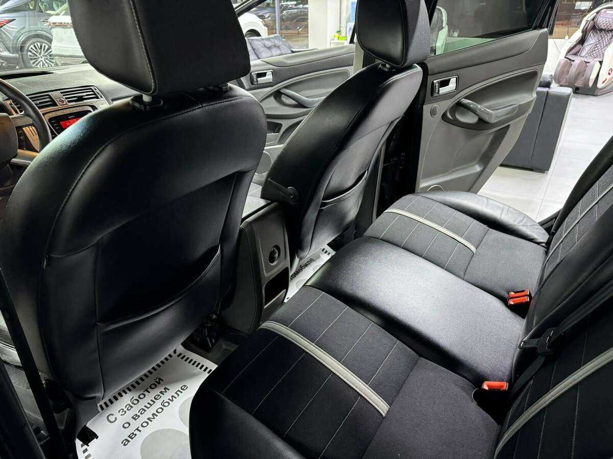 Ford Kuga, 2011 Фото №10