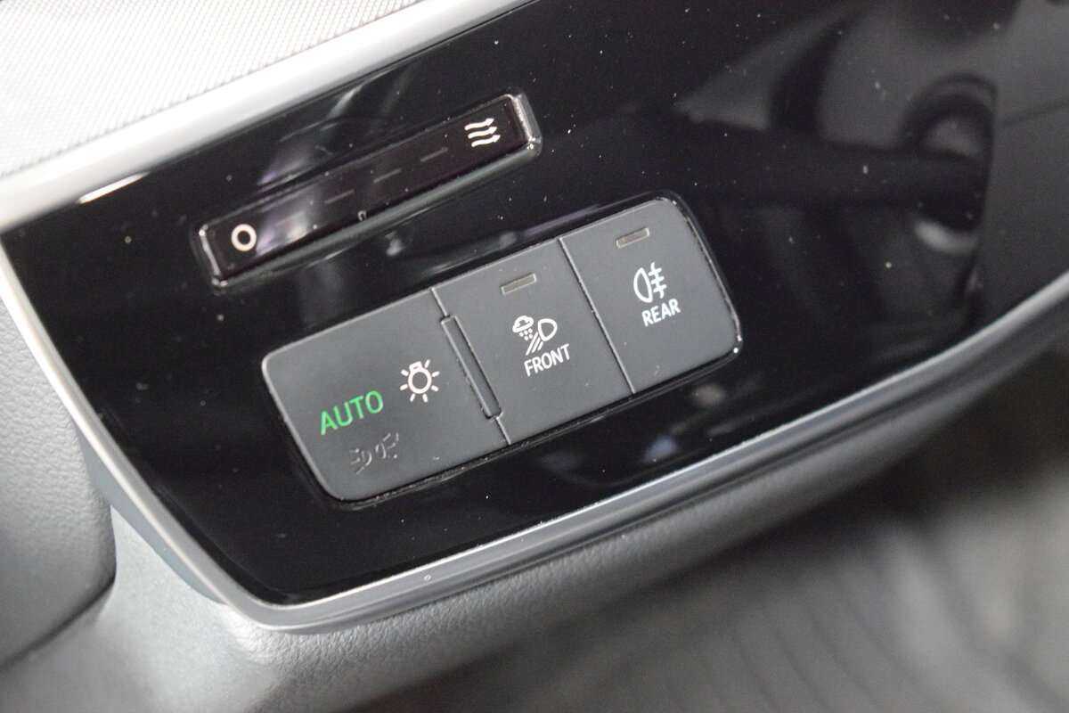 Audi A8 55 TFSI, 2019 Фото №11
