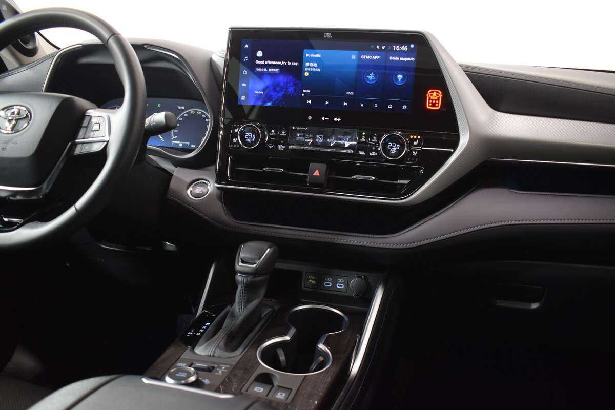 Toyota Highlander, 2023 Фото №14