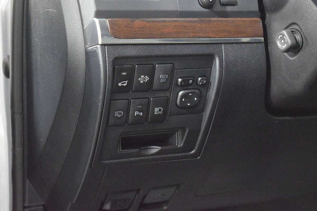 Toyota Land Cruiser, 2015 Фото №16