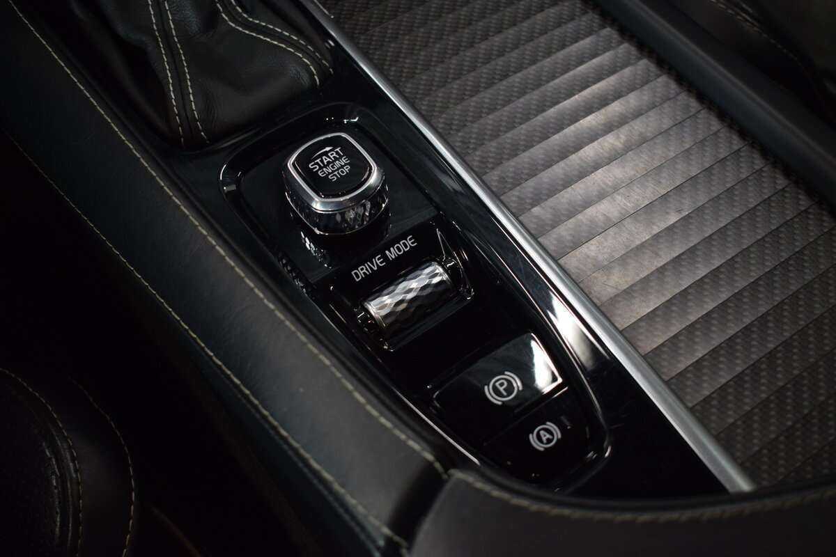 Volvo XC90, 2019 Фото №27