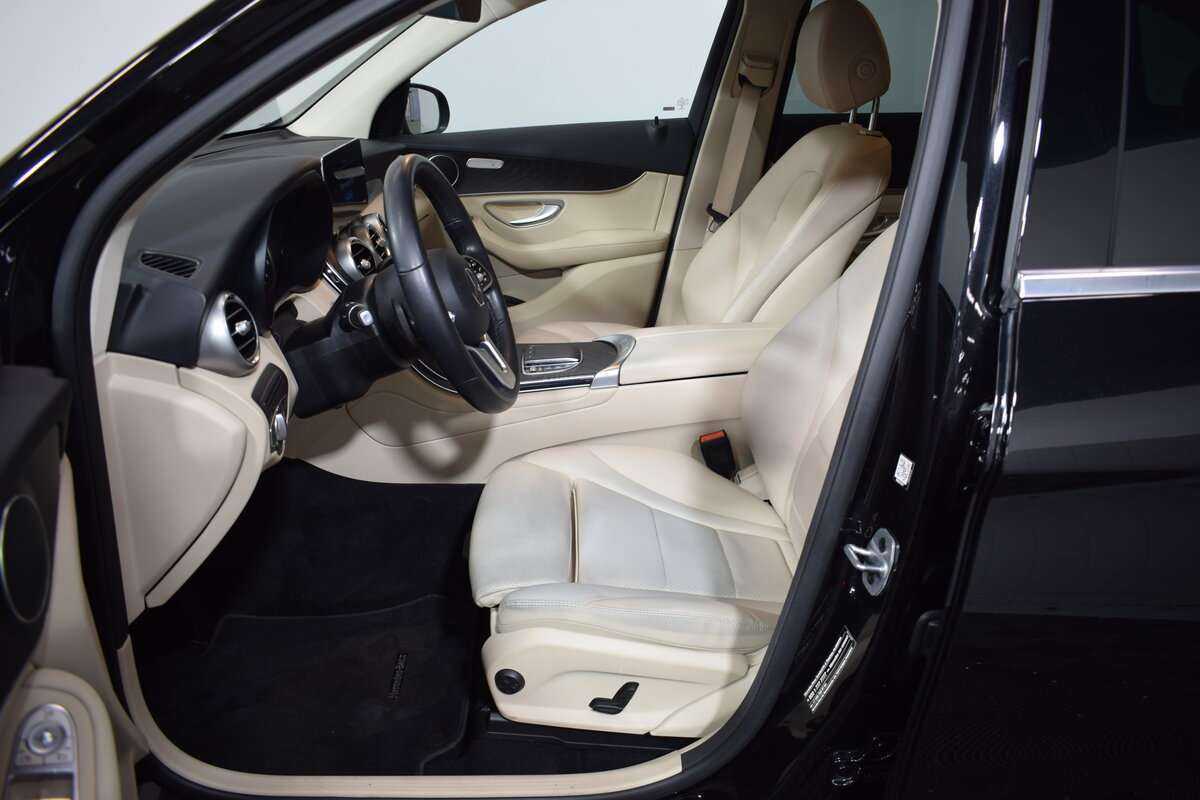 Mercedes-Benz GLC 200, 2021 - 46 000 км. | Фото №7