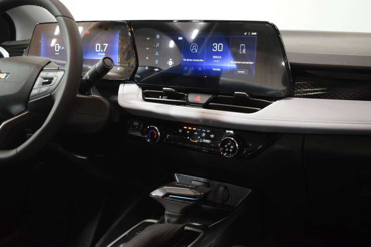 Chevrolet Monza, 2023 Фото №11