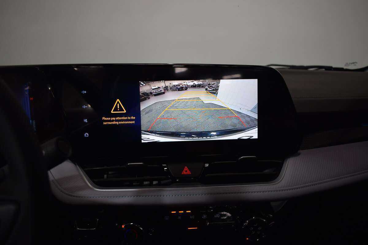 Chevrolet Monza, 2023 Фото №21