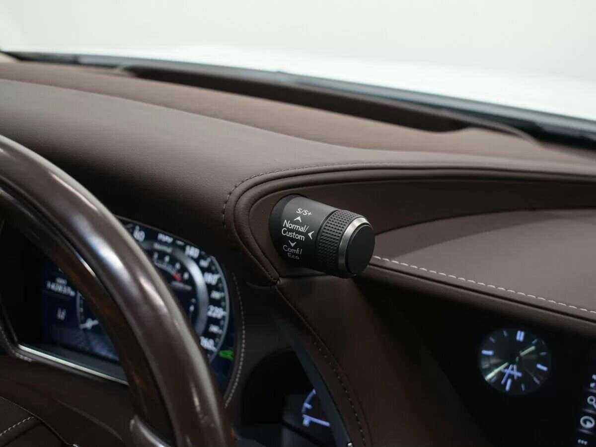 Lexus LS 500, 2018 Фото №14