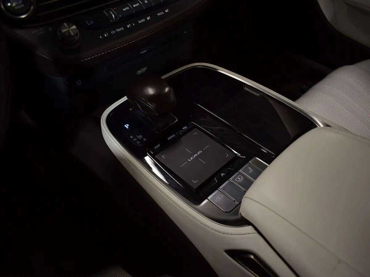 Lexus LS 500, 2018 Фото №18