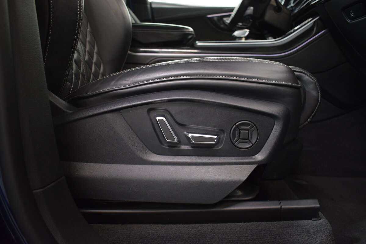Audi Q8 55 TFSI, 2019 Фото №21