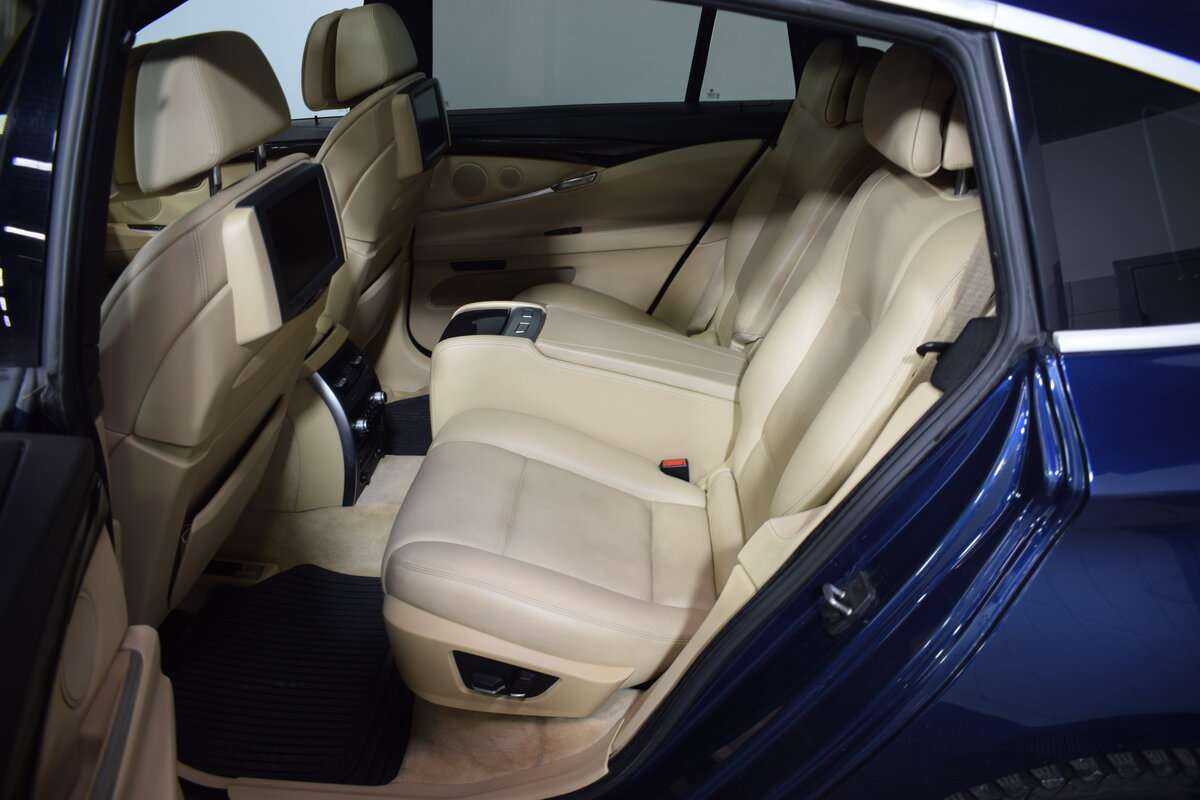 BMW 5 серии Gran Turismo 535d xDrive, 2011 Фото №15