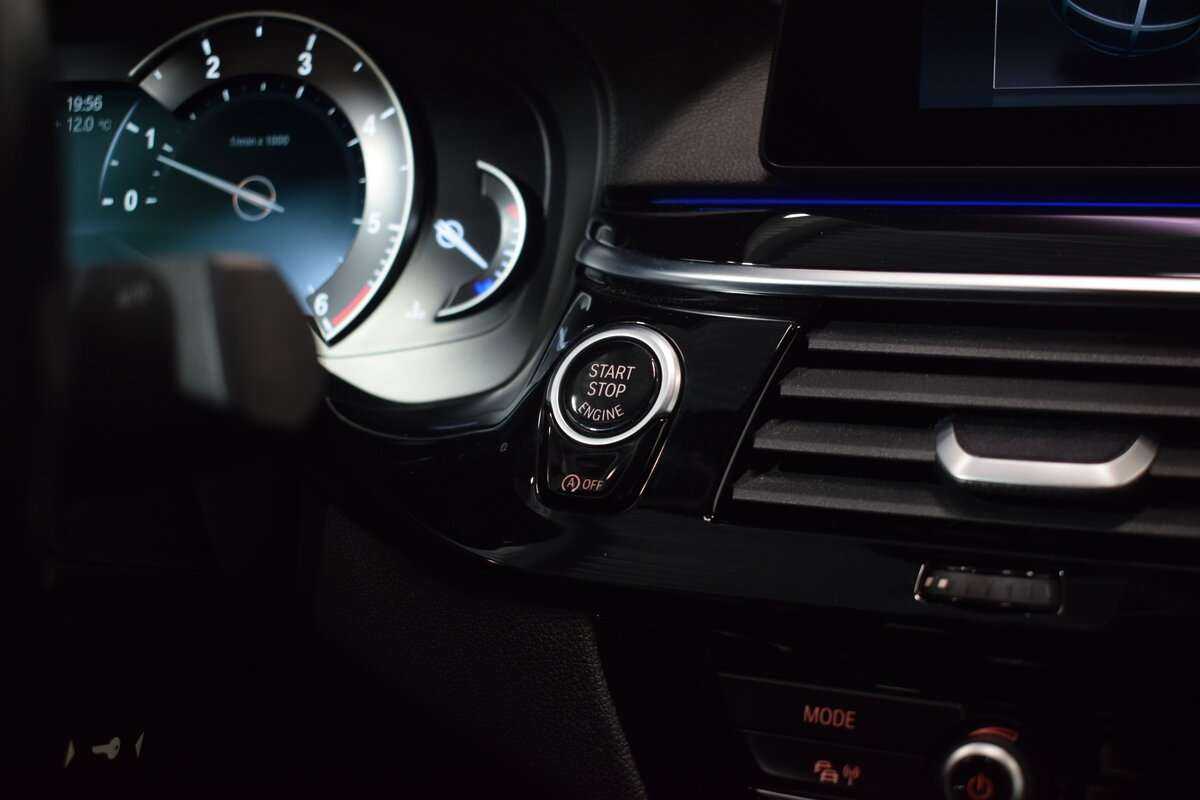 BMW 5 серии 520d xDrive, 2019 Фото №26