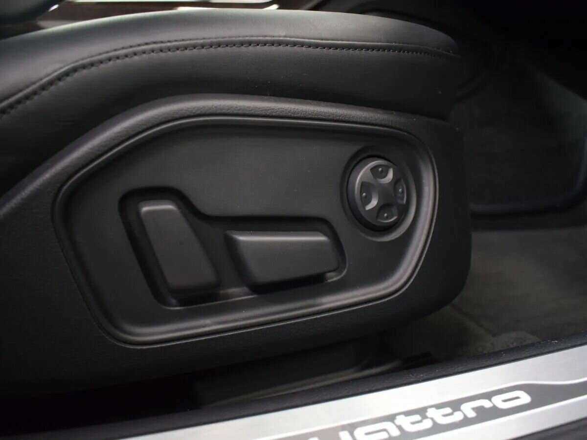 Audi A8 Long, 2015 Фото №24