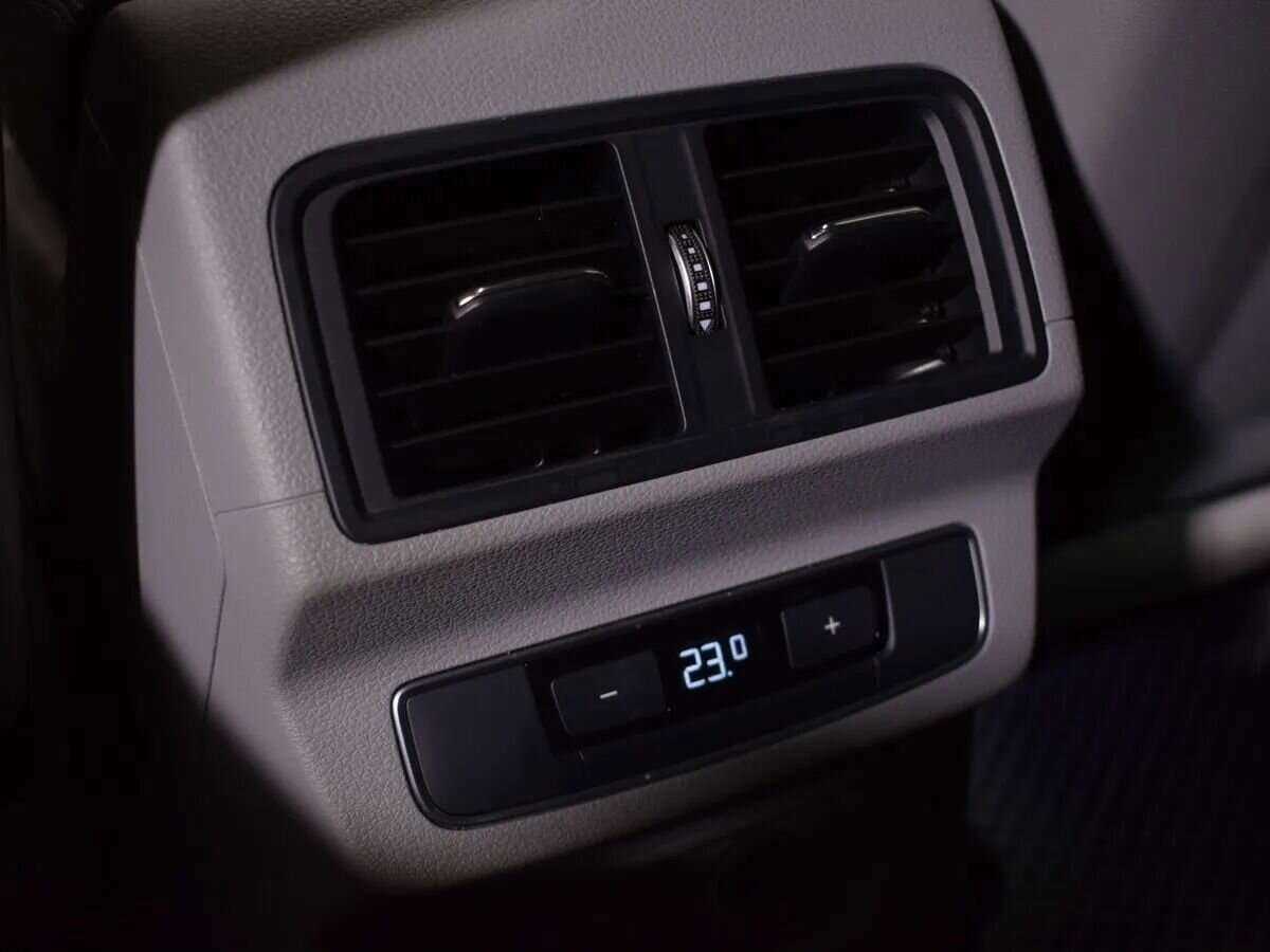 Audi Q5 Sportback 45 TFSI, 2021 Фото №21