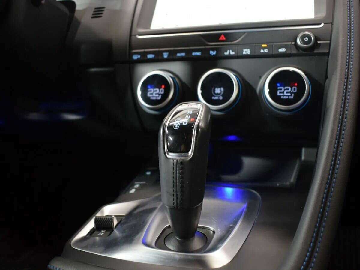 Jaguar E-Pace, 2020 - 52 947 км. | Фото №7