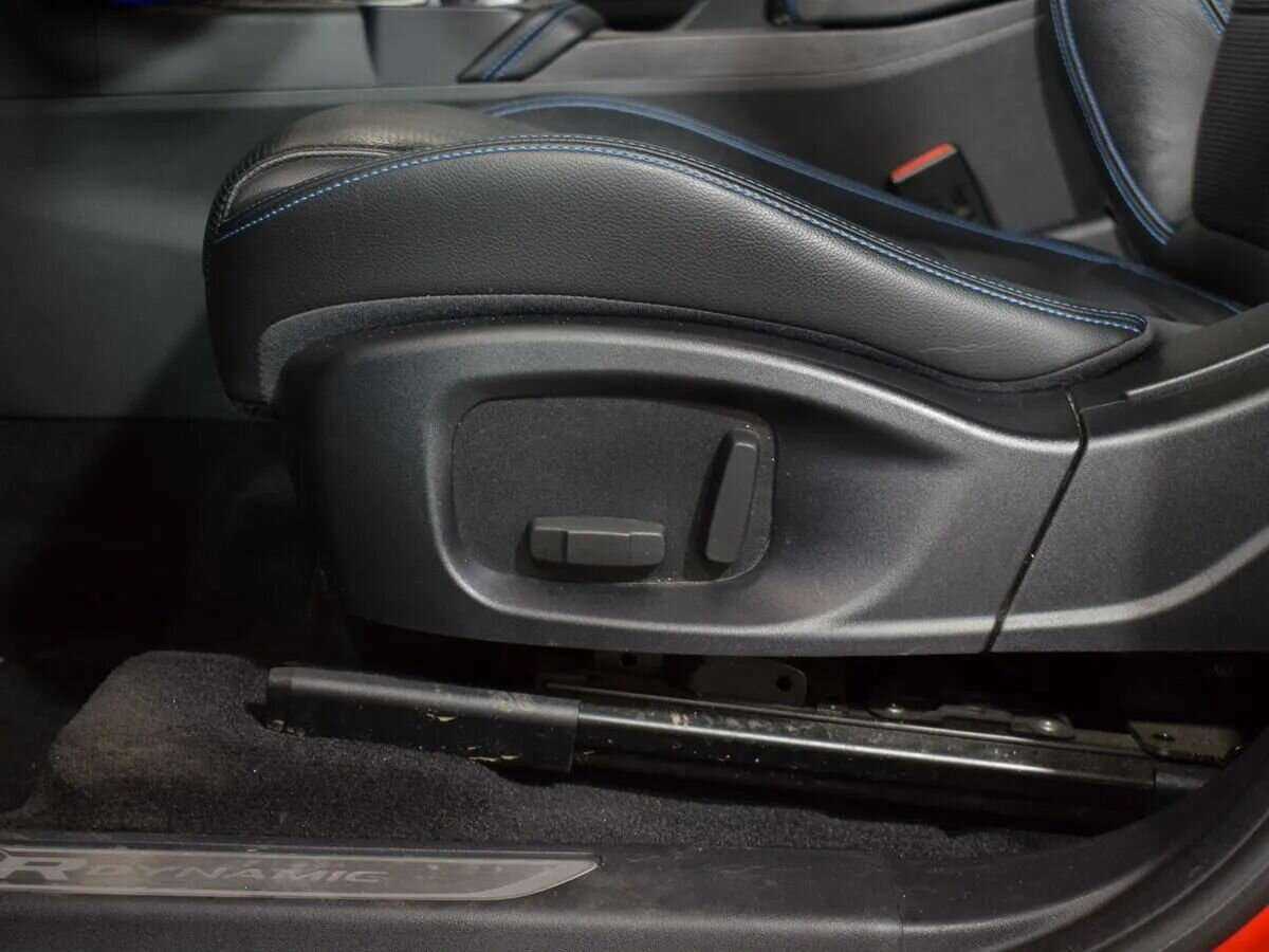 Jaguar E-Pace, 2020 Фото №12