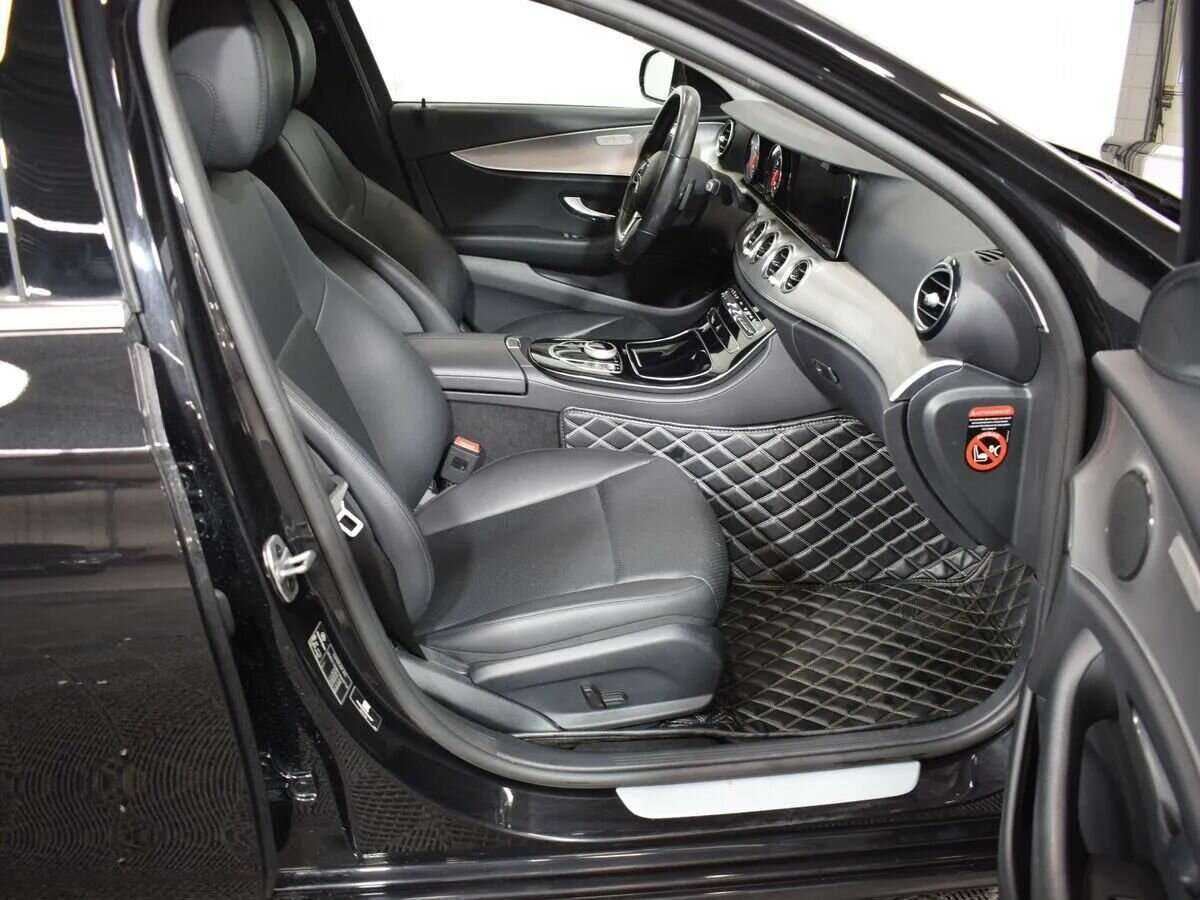 Mercedes-Benz E-Класс 200, 2019 Фото №13