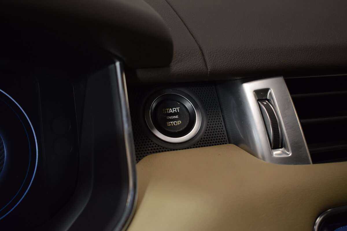 Land Rover Range Rover Sport, 2015 Фото №28