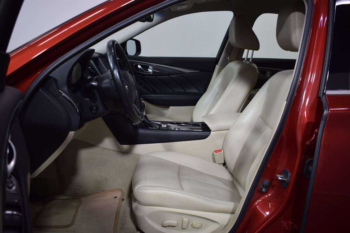 Infiniti Q50, 2015 Фото №15