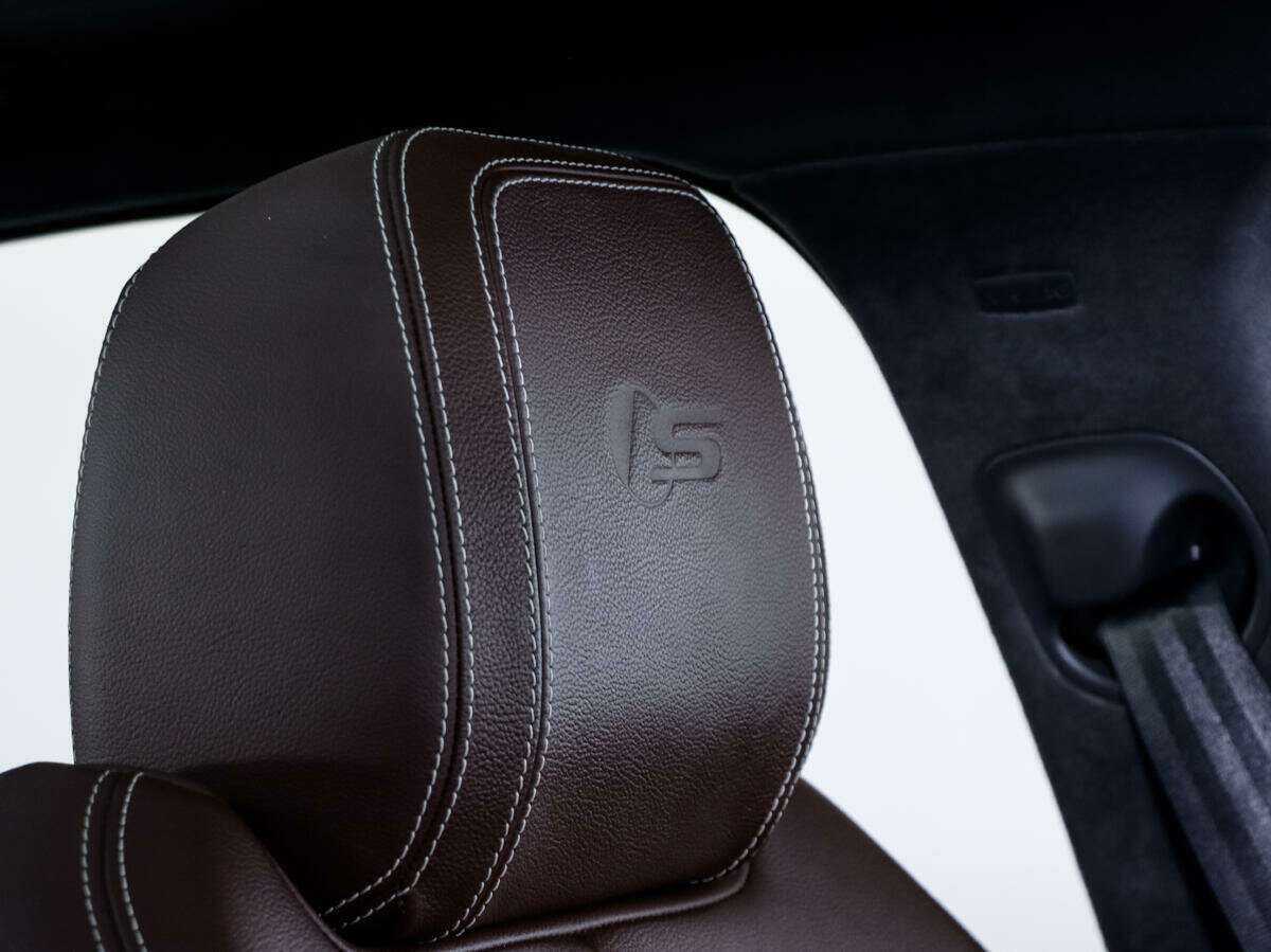 Jaguar F-Pace, 2017 Фото №13