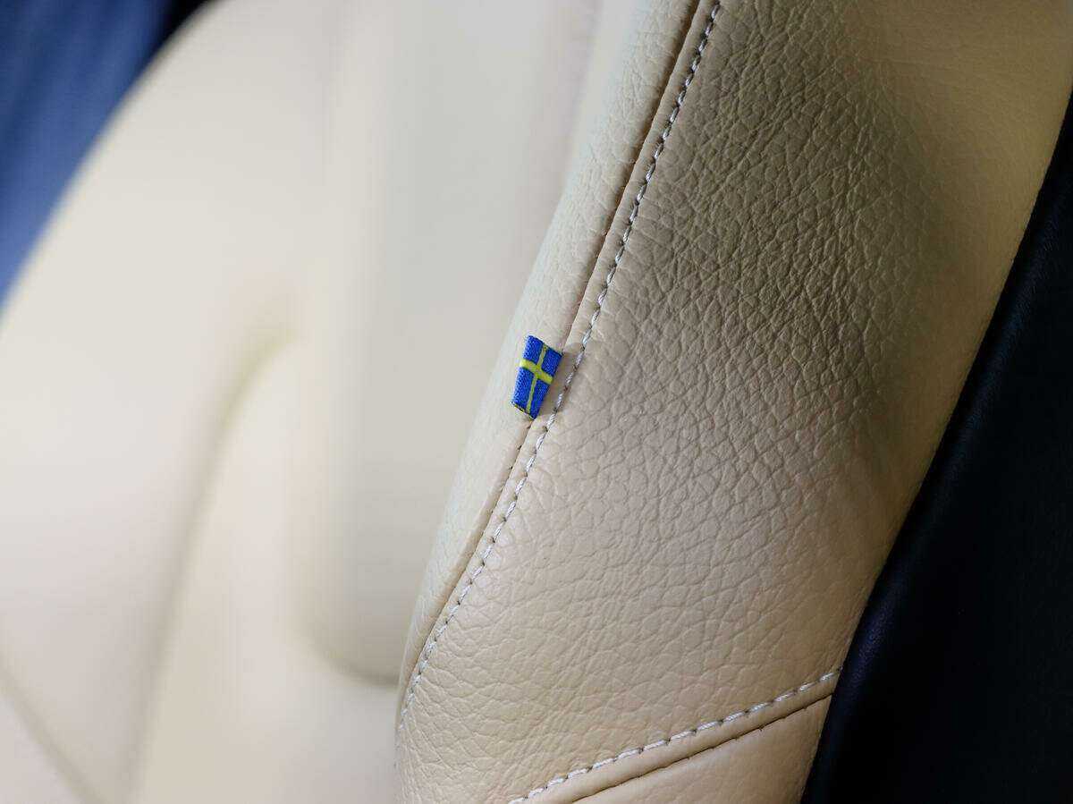 Volvo XC60, 2018 Фото №15