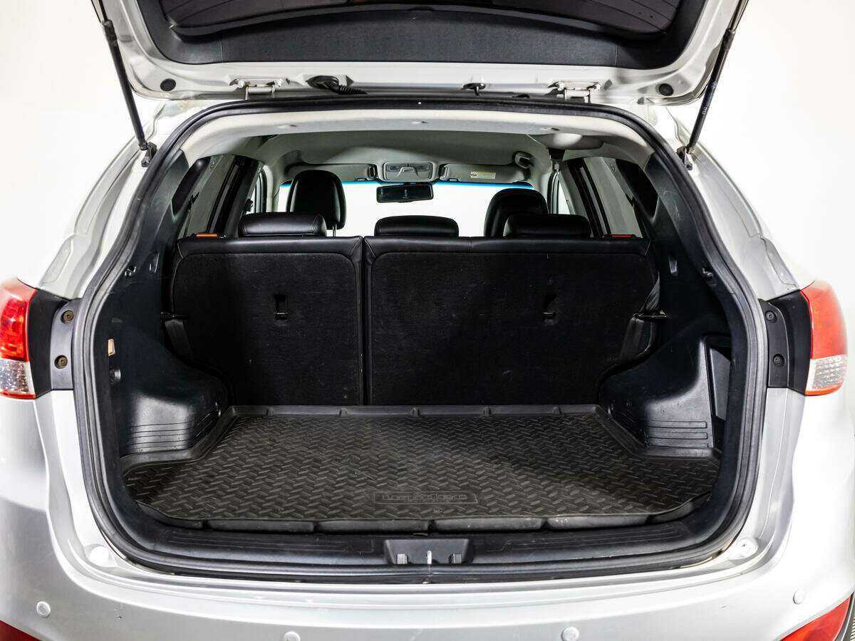 Hyundai ix35, 2010 Фото №11