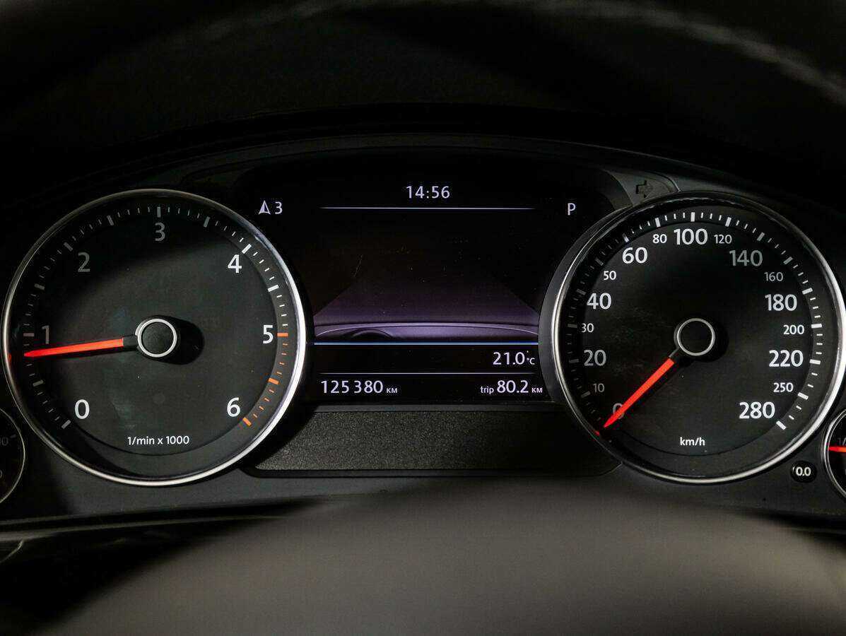 Volkswagen Touareg, 2018 Фото №10