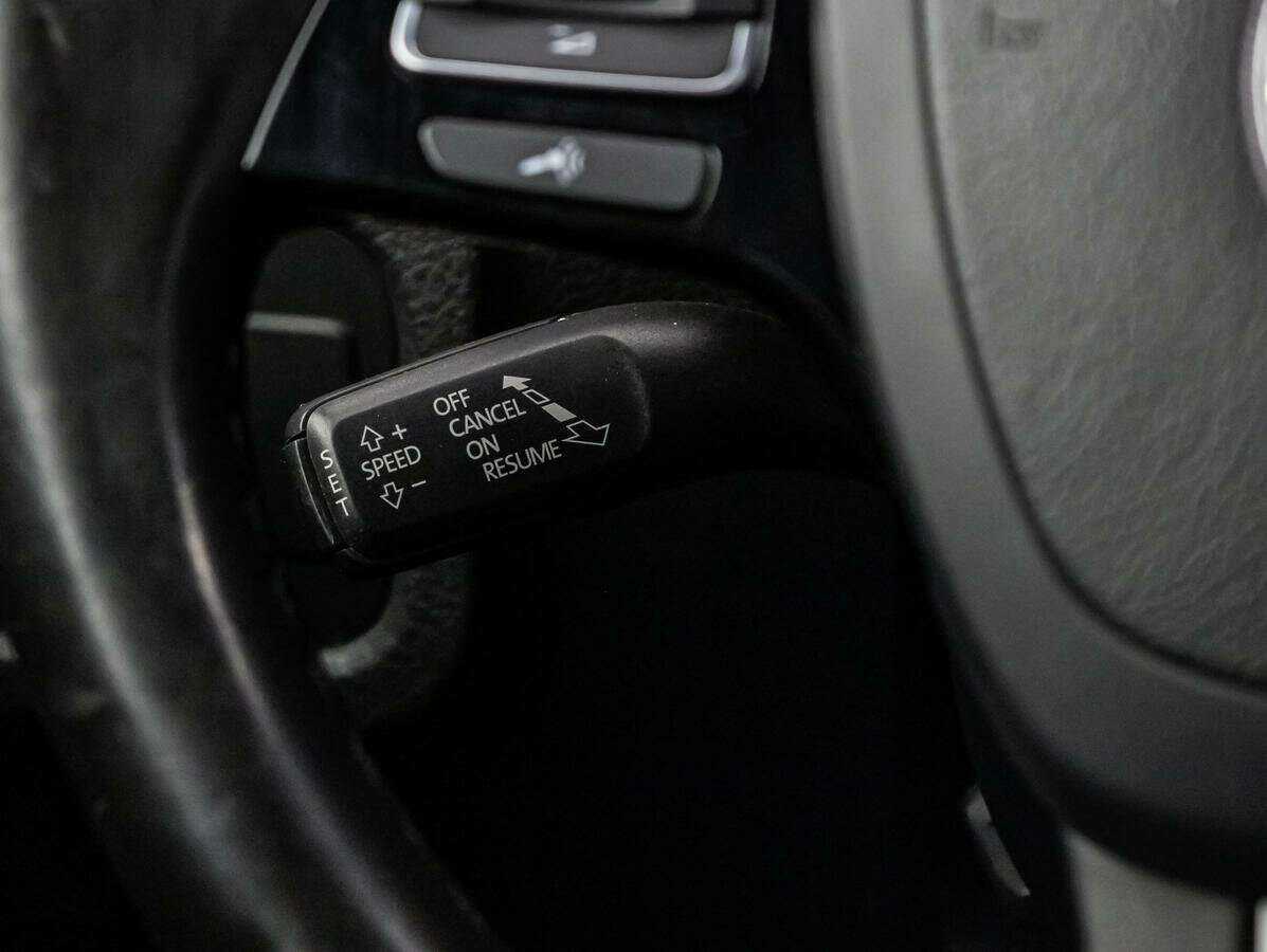 Volkswagen Touareg, 2018 Фото №19