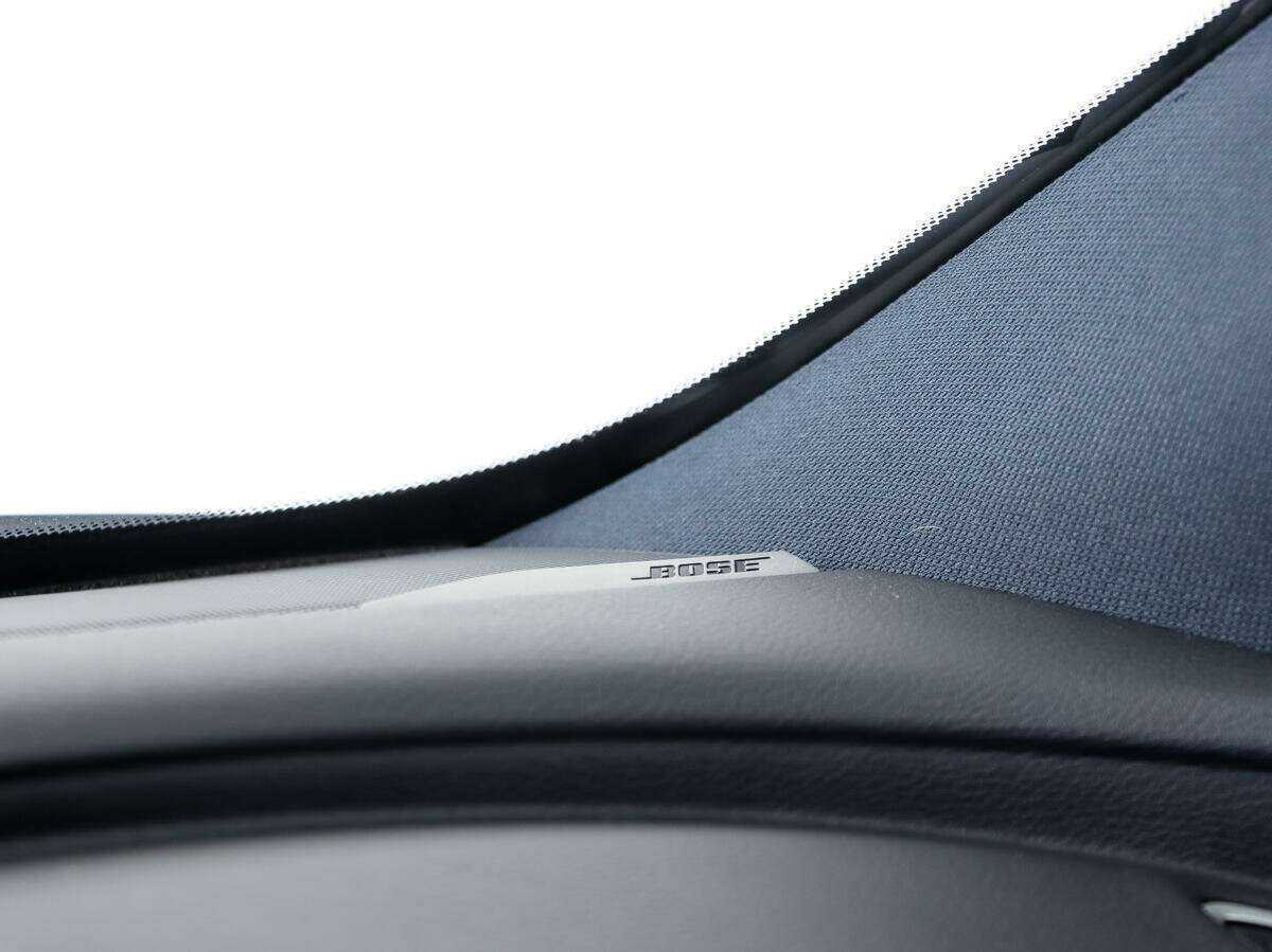 Infiniti Q60, 2017 Фото №16