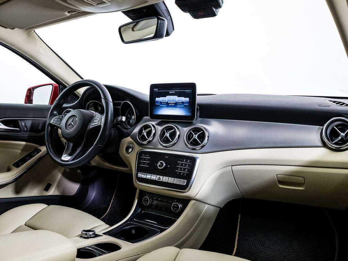 Mercedes-Benz GLA 250, 2017 - 57 900 км. | Фото №8
