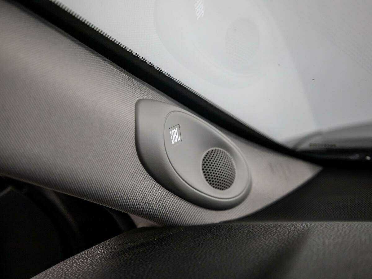 Toyota Camry, 2021 Фото №18