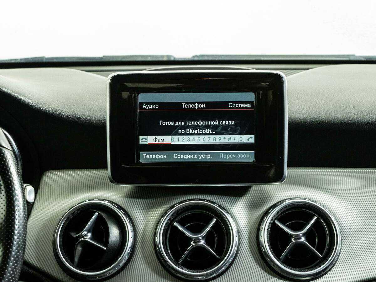 Mercedes-Benz GLA 250, 2015 Фото №15