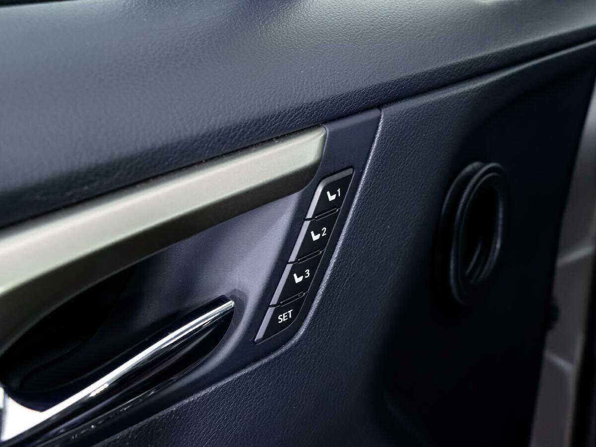 Lexus RX 300, 2019 Фото №14