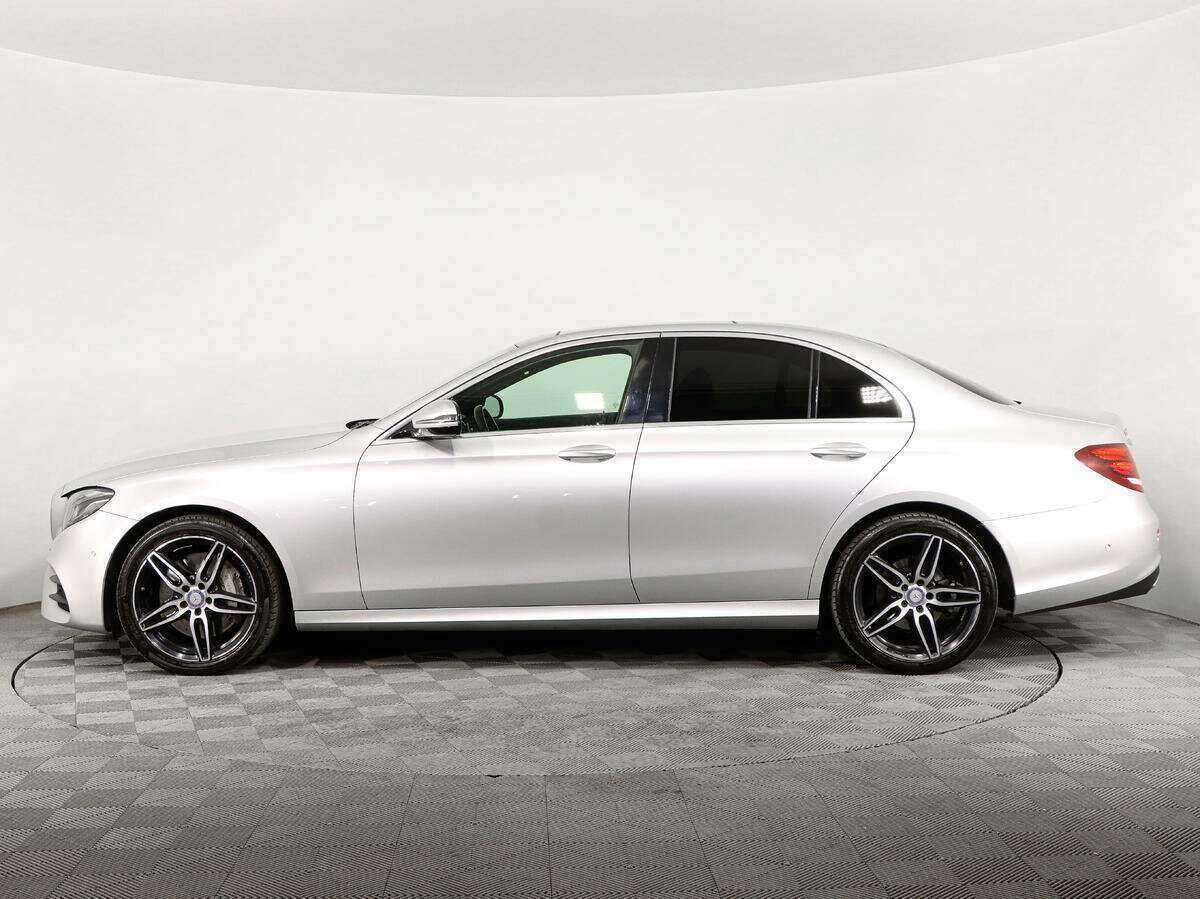 Mercedes-Benz E-Класс 300, 2017 Фото №9
