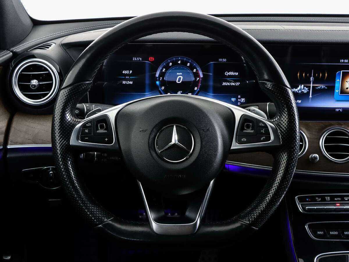 Mercedes-Benz E-Класс 300, 2017 Фото №13
