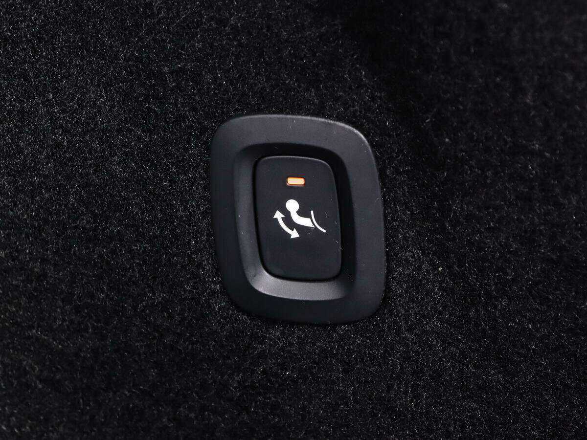 Volvo XC60, 2021 Фото №19