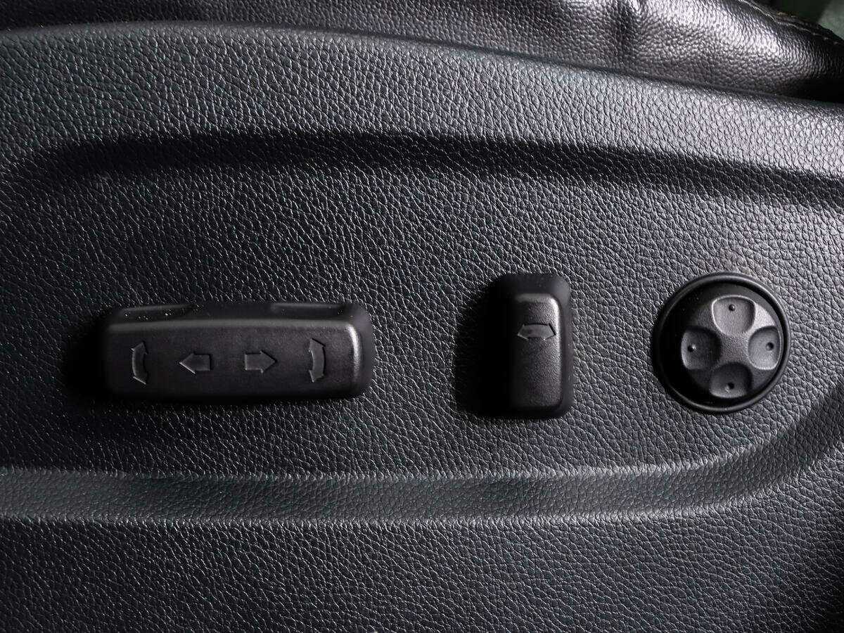 Hyundai Santa Fe Grand, 2016 Фото №20