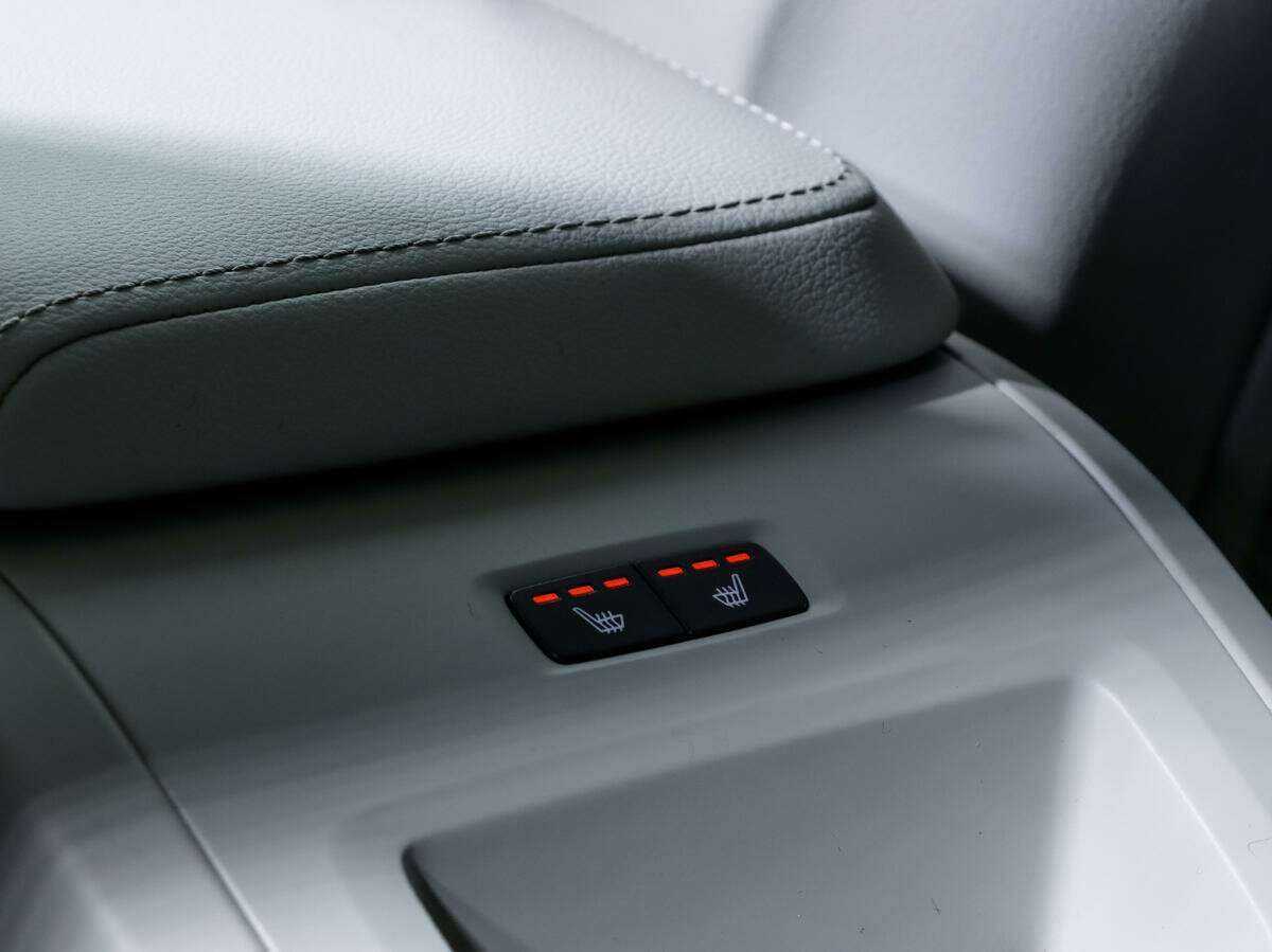 Volvo XC60, 2018 Фото №12