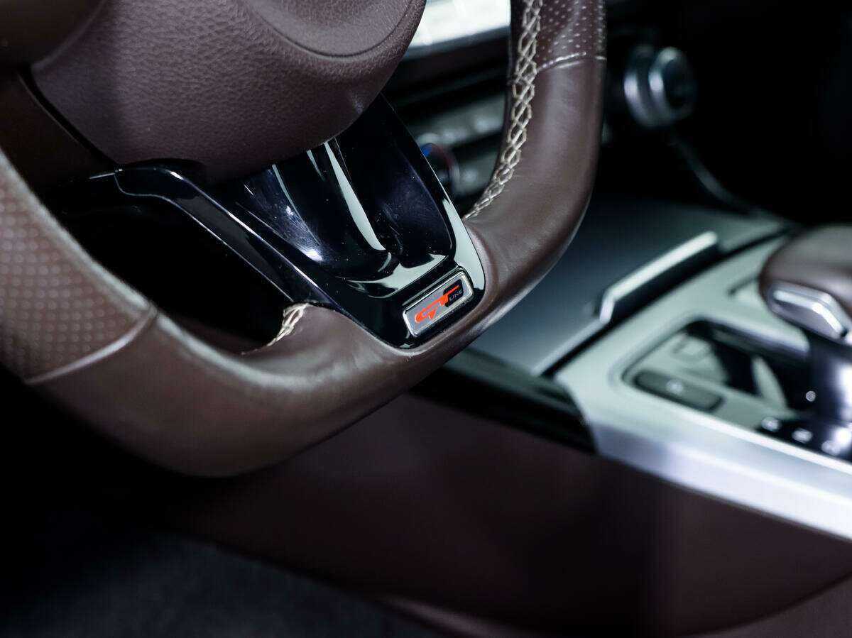 Kia Stinger, 2018 Фото №13