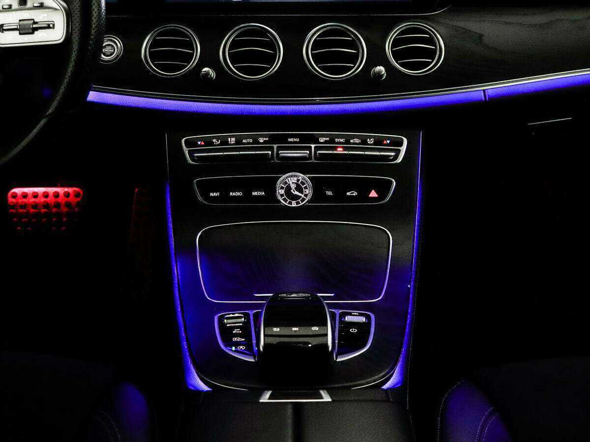 Mercedes-Benz E-Класс 200, 2019 Фото №14