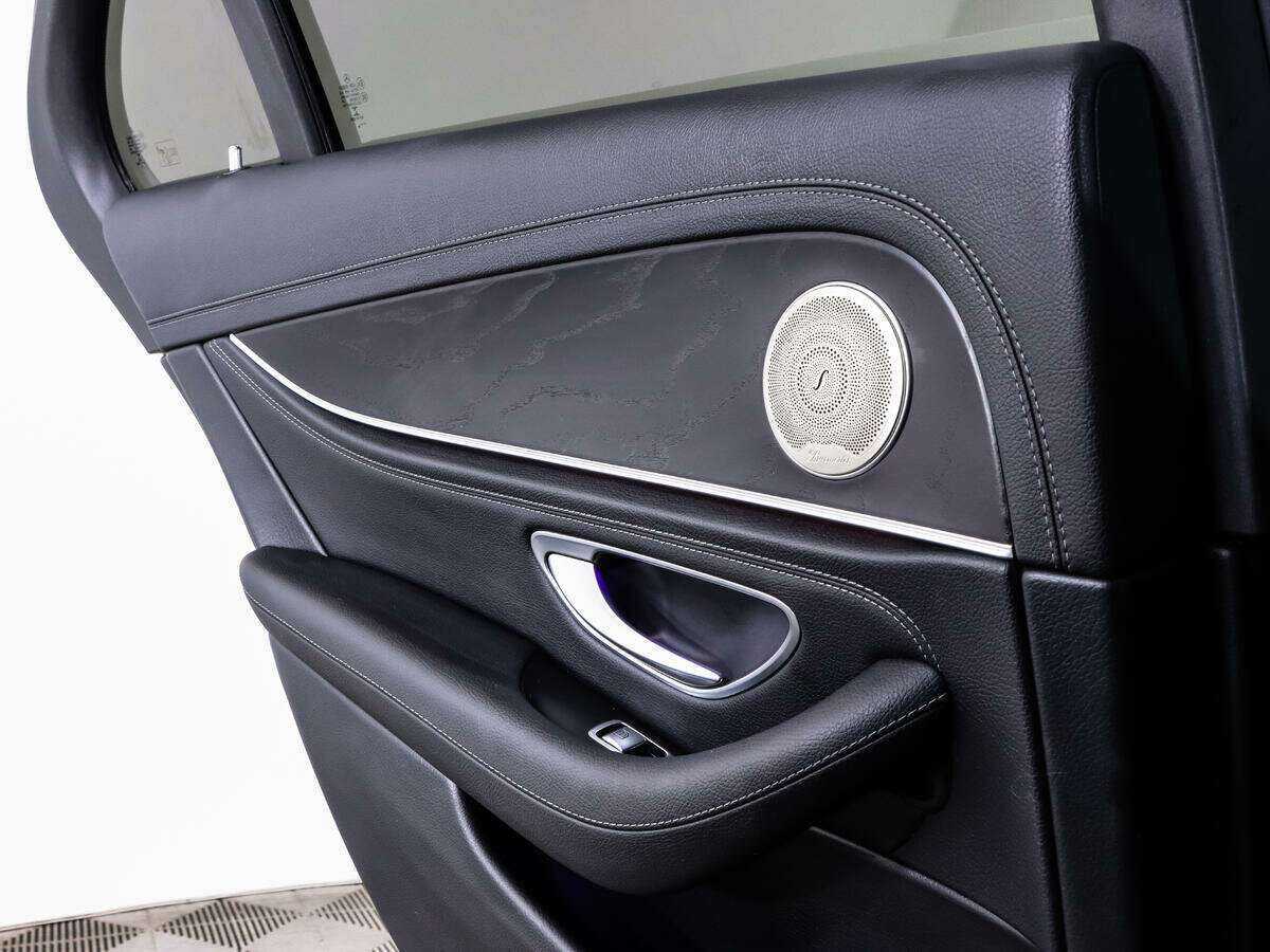 Mercedes-Benz E-Класс 200, 2019 Фото №22