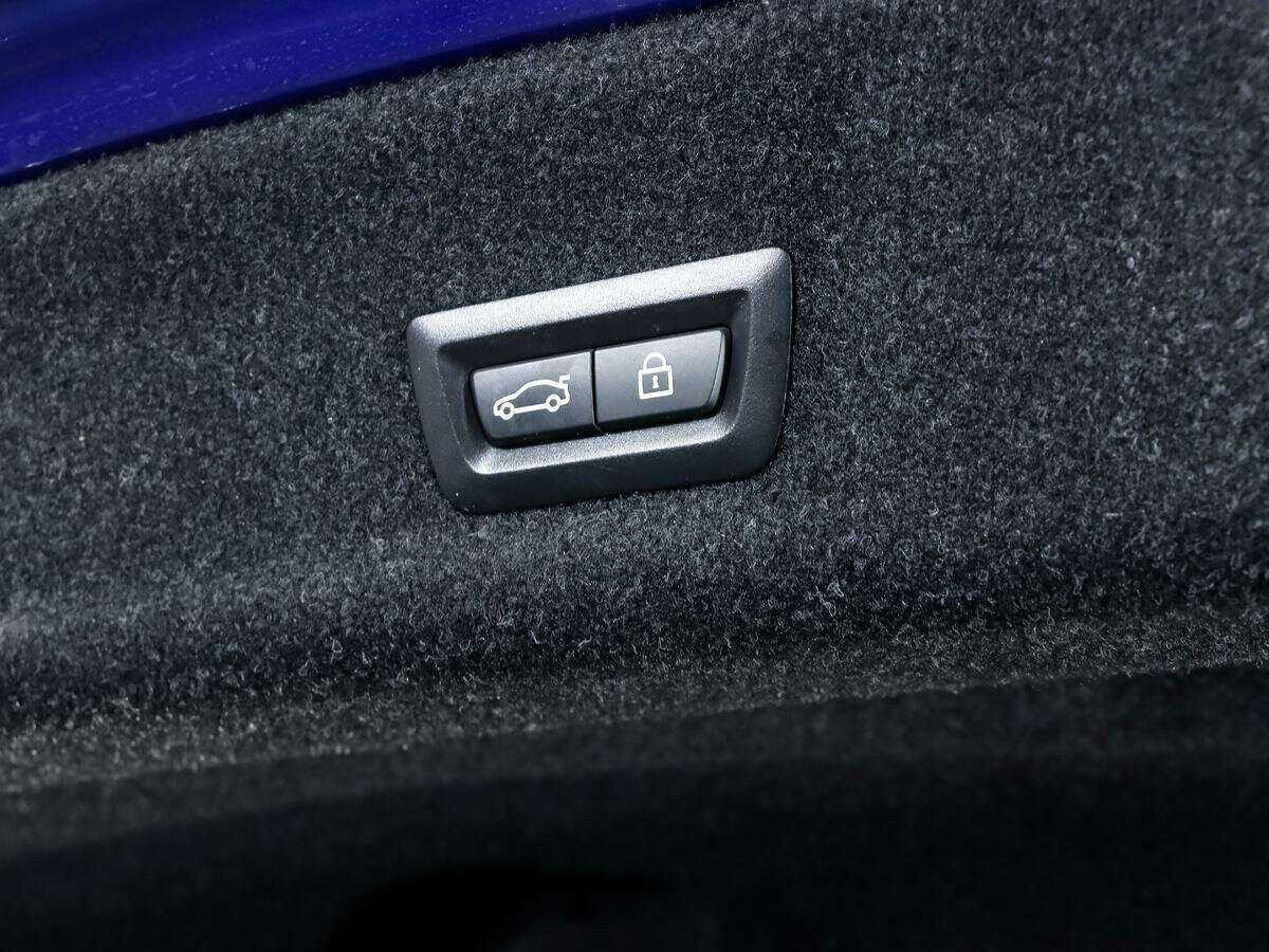 BMW 3 серии 320d xDrive, 2020 Фото №13