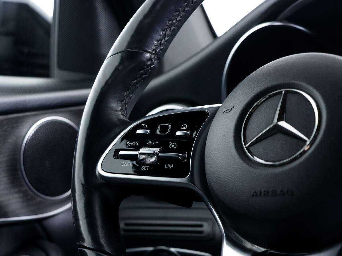 Mercedes-Benz GLC 300, 2019 Фото №13