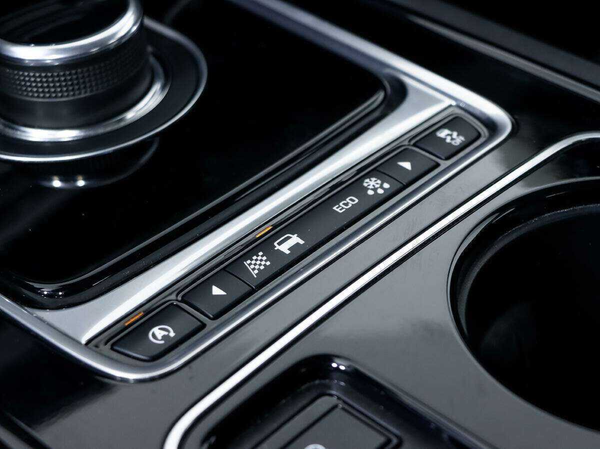 Jaguar XE, 2017 Фото №15