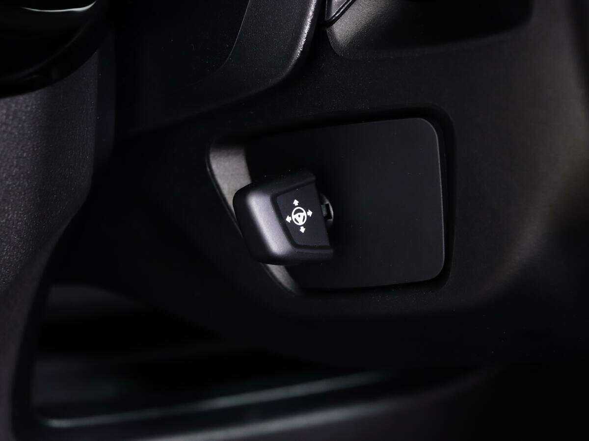 BMW 5 серии 530i xDrive, 2017 Фото №15