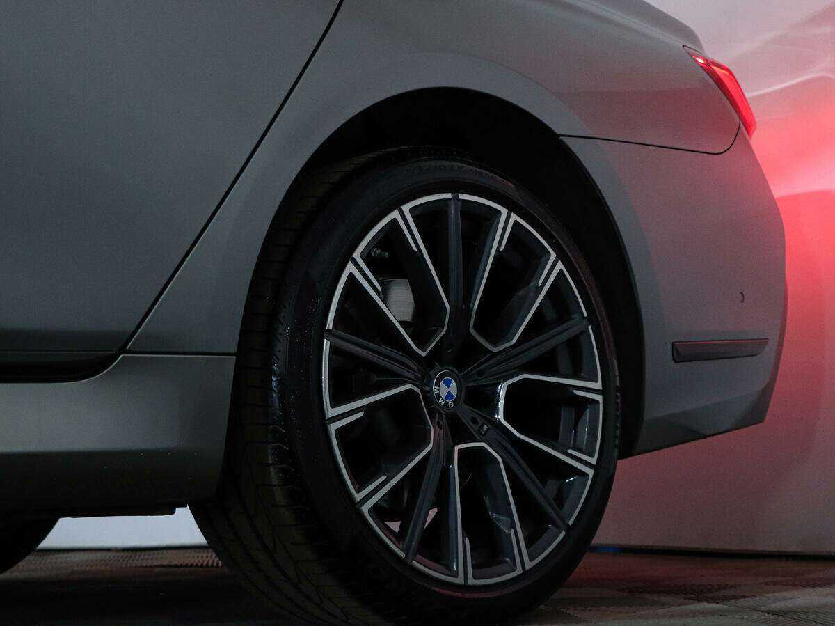 BMW 7 серии 730d xDrive, 2020 Фото №31