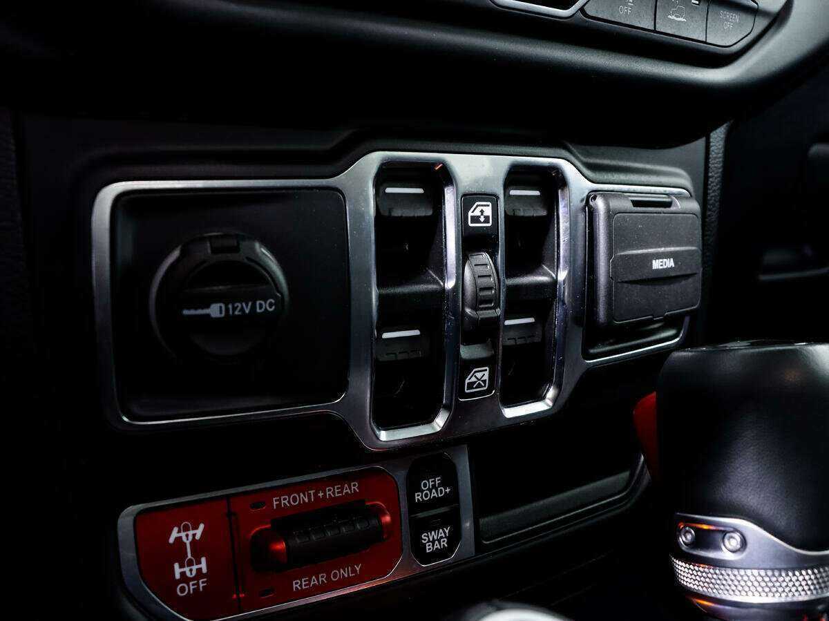 Jeep Wrangler, 2021 Фото №19