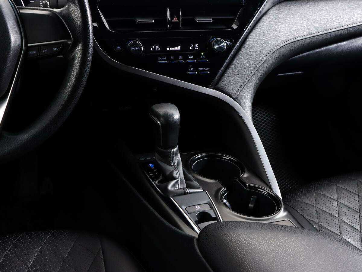 Toyota Camry, 2021 Фото №13