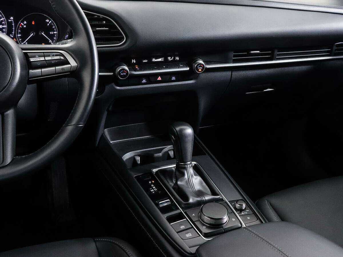 Mazda CX-30, 2022 Фото №12