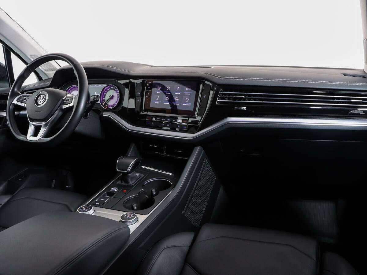 Volkswagen Touareg, 2021 Фото №9